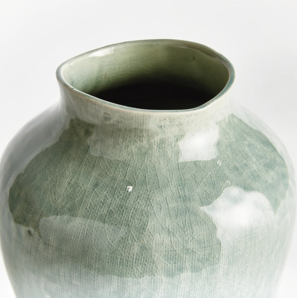 Barclay Butera Ojai Vase Small