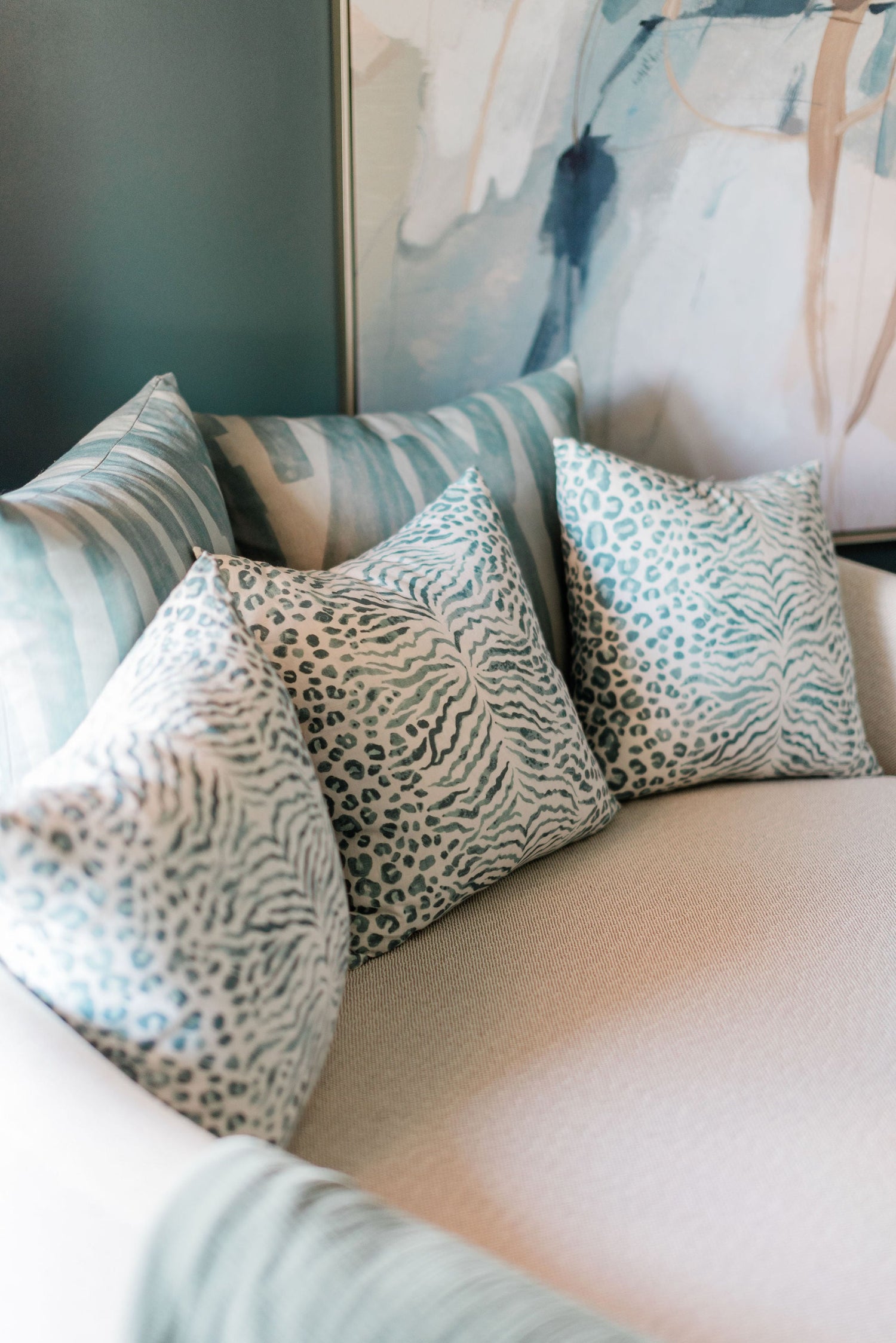 Pillows &amp; Throws
