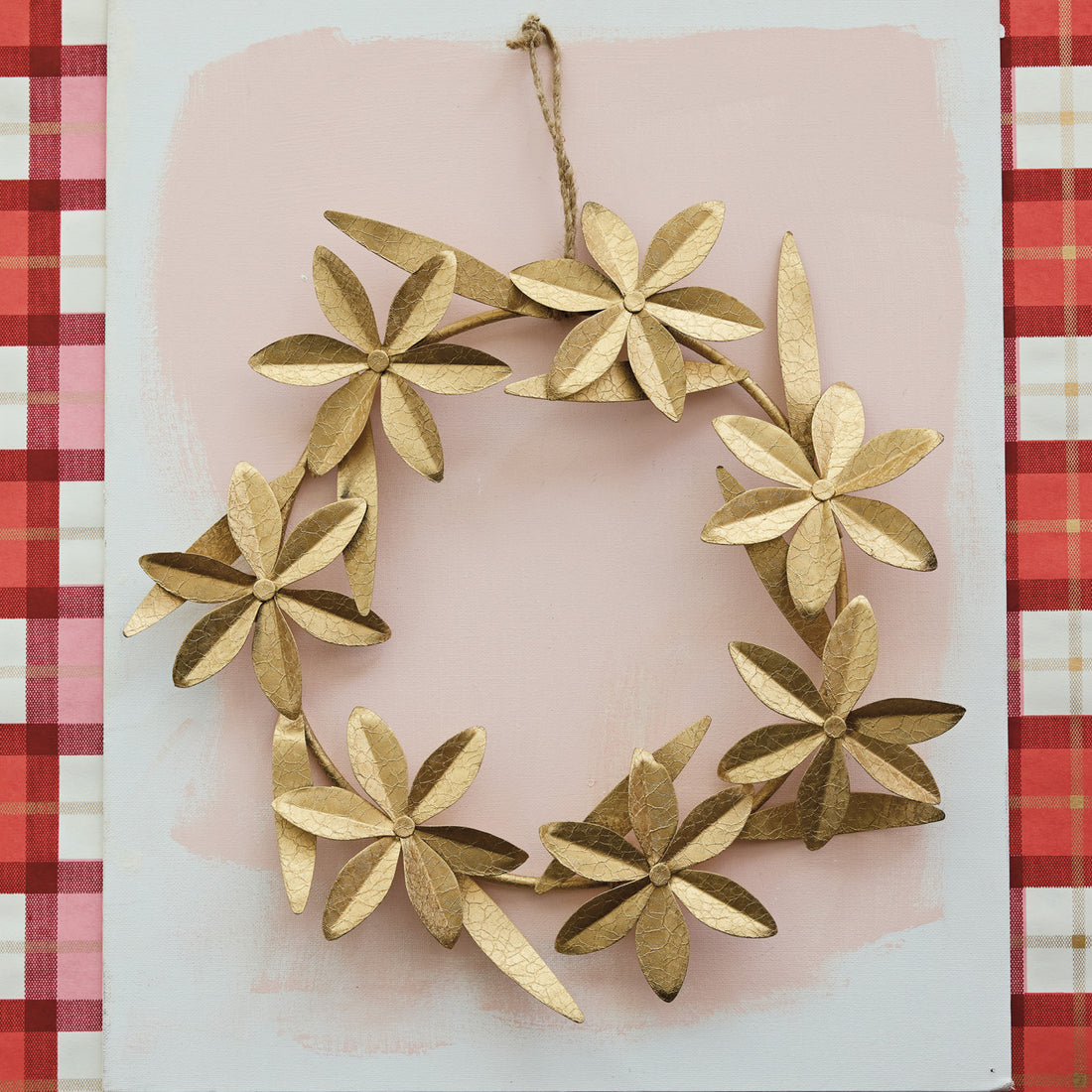 14" Metal Flower Wreath
